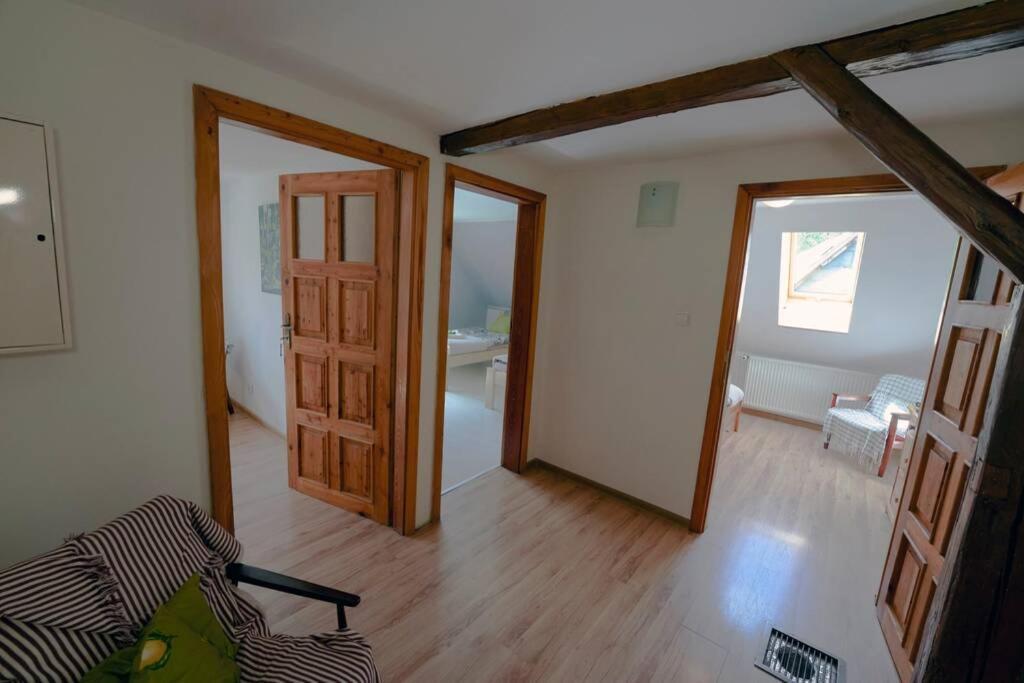Chatka Czarny Bocian W Podgorzynie Exterior foto